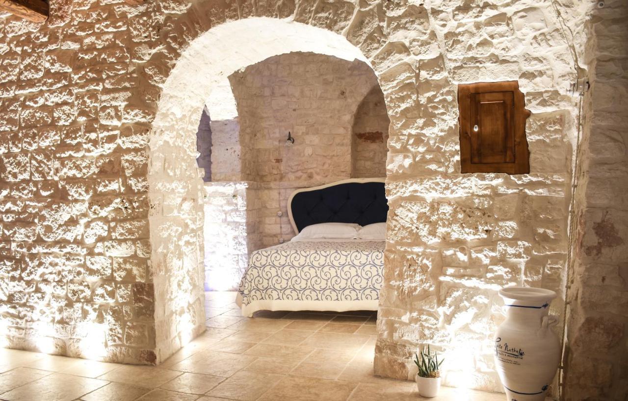 Trulli E Puglia Luxury Suite Alberobello Bagian luar foto