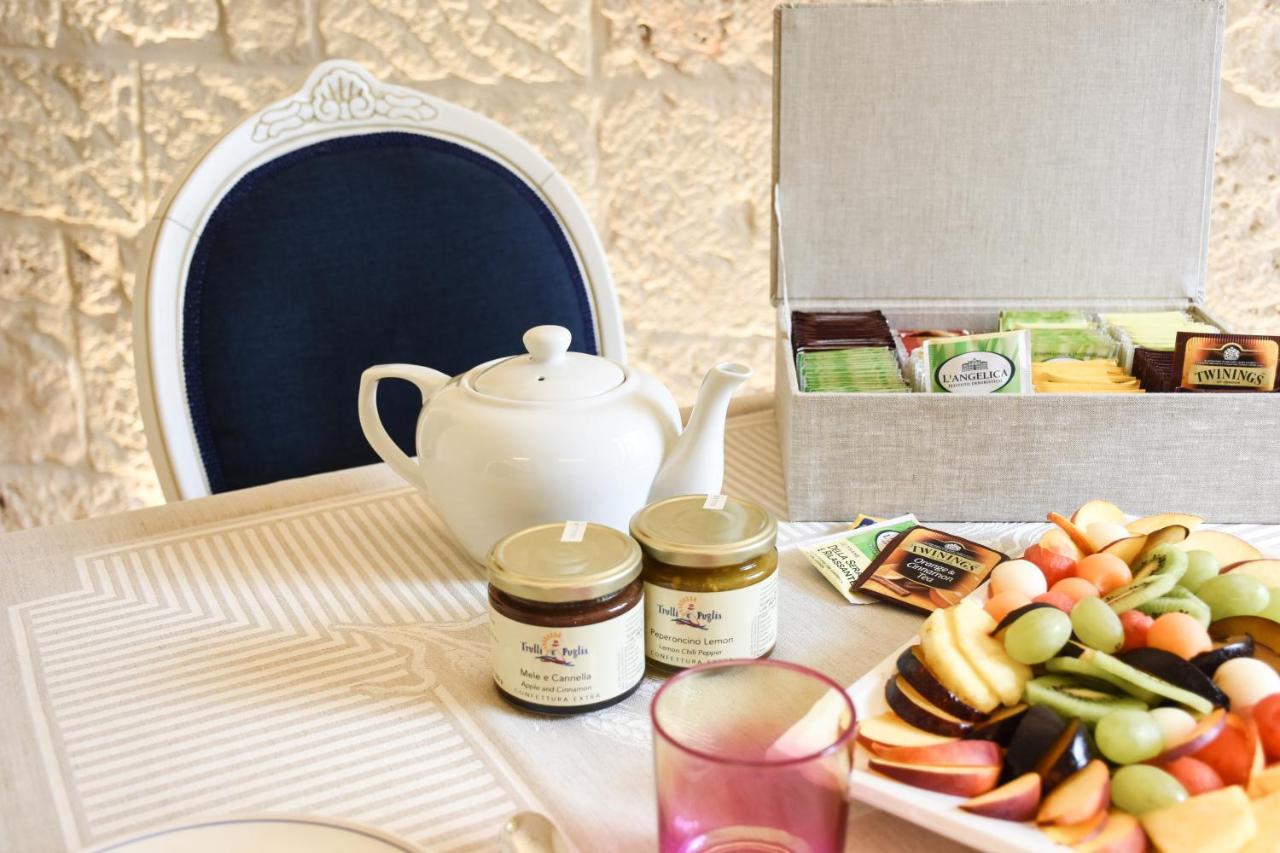 Trulli E Puglia Luxury Suite Alberobello Bagian luar foto